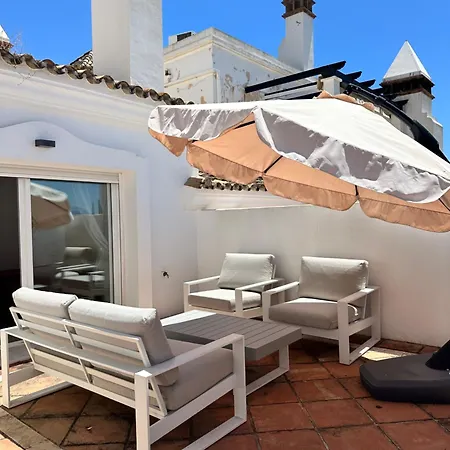 アパート Duplex-penthouse With Stunning Panoramic View *