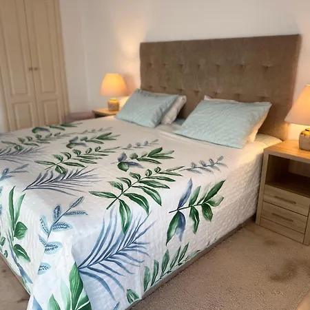 Duplex-penthouse With Stunning Panoramic View マルベーリャ