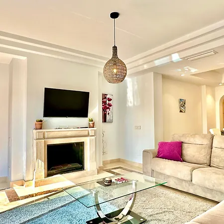 Duplex-penthouse With Stunning Panoramic View *