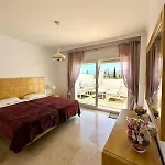 Duplex-penthouse With Stunning Panoramic View Apartament