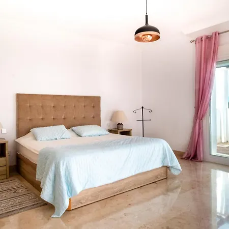아파트 Duplex-penthouse With Stunning Panoramic View *
