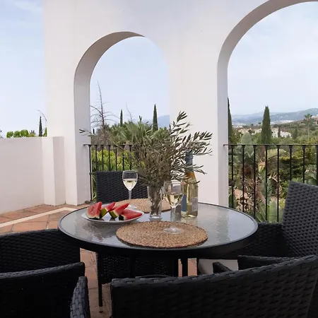 아파트 Duplex-penthouse With Stunning Panoramic View 마르베야