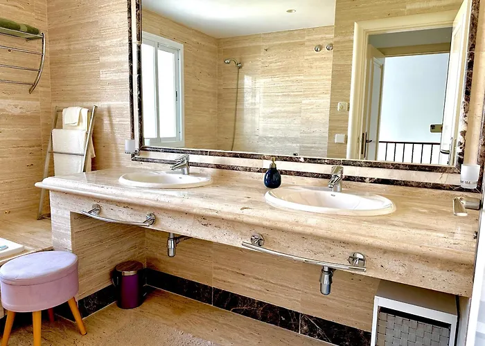 Duplex-penthouse With Stunning Panoramic View