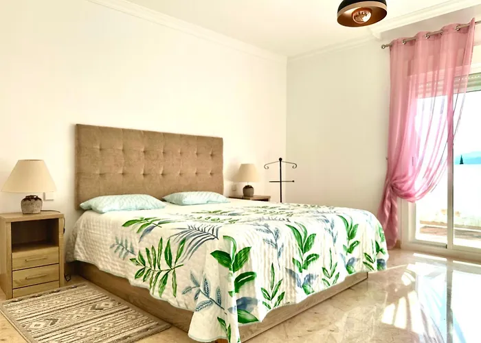 Duplex-penthouse With Stunning Panoramic View *