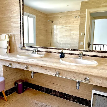 Duplex-penthouse With Stunning Panoramic View